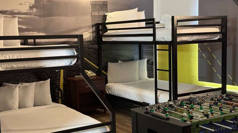<b>Super 8 Bloomington/Airport Room</b>. Images powered by <a href="https://iceportal.shijigroup.com/" title="IcePortal" target="_blank">IcePortal</a>.