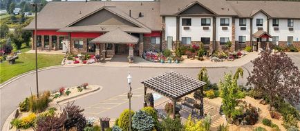 Super 8 Eveleth Exterior