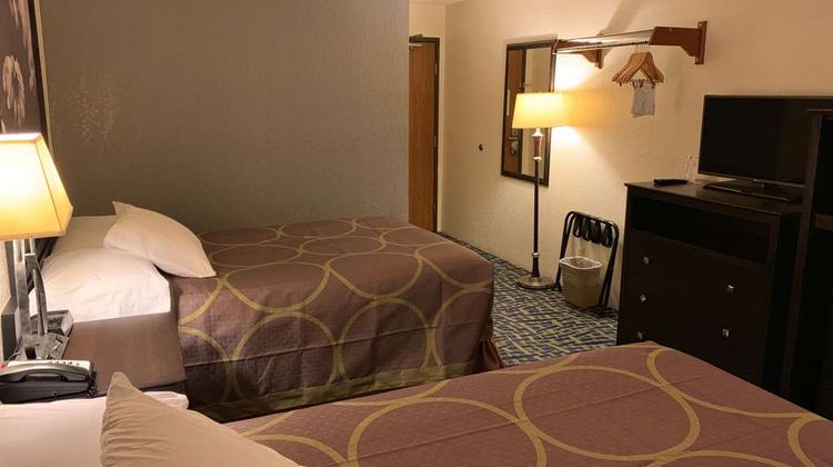 Super 8 Shakopee Room