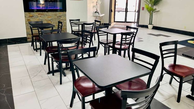 Super 8 Shakopee Other