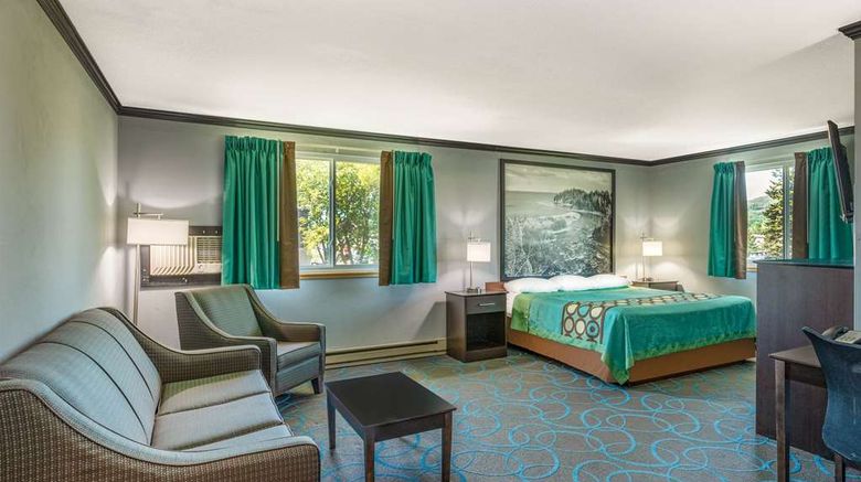 <b>Super 8 Duluth Suite</b>. Images powered by <a href="https://iceportal.shijigroup.com/" title="IcePortal" target="_blank">IcePortal</a>.