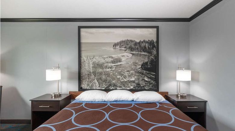 <b>Super 8 Duluth Room</b>. Images powered by <a href="https://iceportal.shijigroup.com/" title="IcePortal" target="_blank">IcePortal</a>.