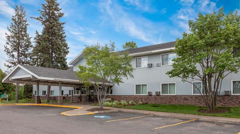 <b>Super 8 Duluth Exterior</b>. Images powered by <a href="https://iceportal.shijigroup.com/" title="IcePortal" target="_blank">IcePortal</a>.