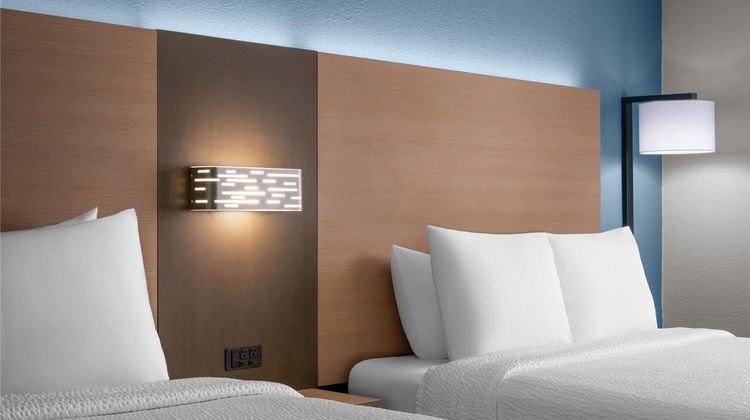 Super 8 Mankato Room