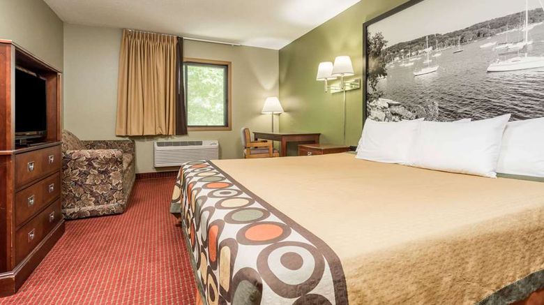 <b>Super 8 Red Wing Room</b>. Images powered by <a href="https://iceportal.shijigroup.com/" title="IcePortal" target="_blank">IcePortal</a>.