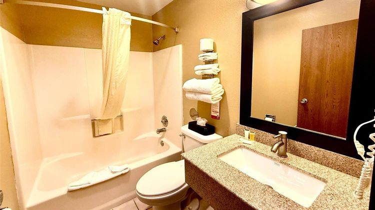 Super 8 Melrose Room