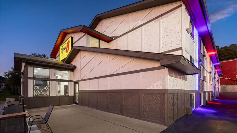 <b>Super 8 Winona Exterior</b>. Images powered by <a href="https://iceportal.shijigroup.com/" title="IcePortal" target="_blank">IcePortal</a>.