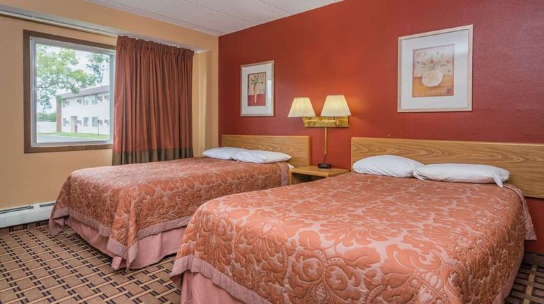 <b>Super 8 Brooklyn Center/MPLS Room</b>. Images powered by <a href="https://iceportal.shijigroup.com/" title="IcePortal" target="_blank">IcePortal</a>.