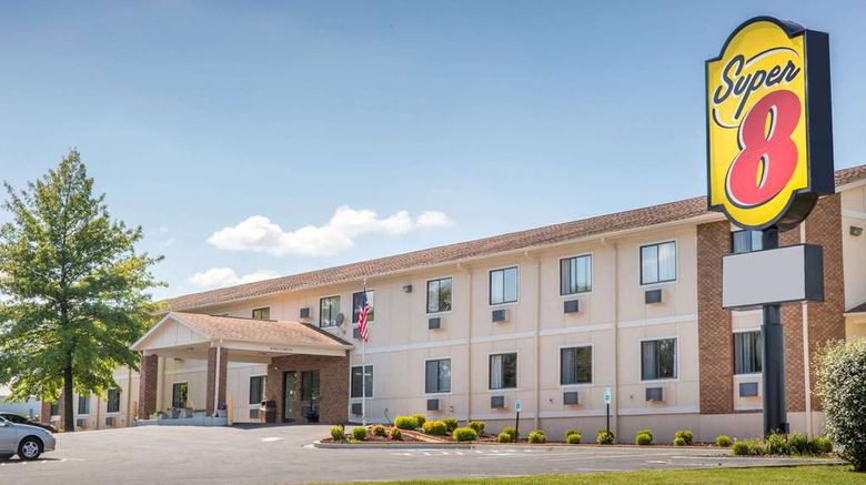 Super 8 Danville Exterior. Images powered by <a href="https://iceportal.shijigroup.com" target="_blank" rel="noopener">Ice Portal</a>.