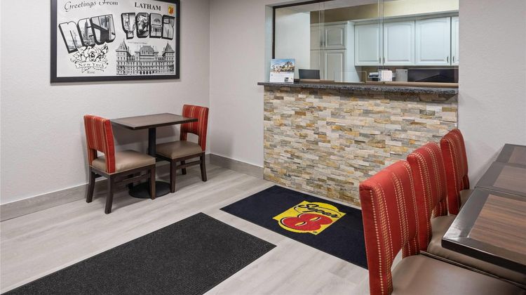 Super 8 Latham/Albany Troy Area Lobby