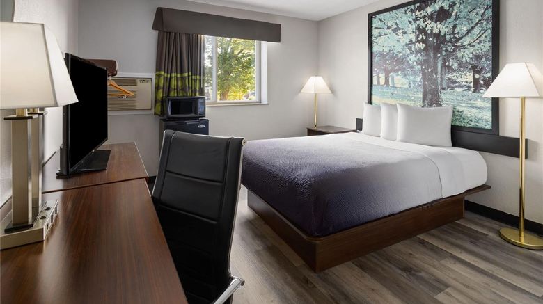 <b>Super 8 Latham/Albany Troy Area Room</b>. Images powered by <a href="https://iceportal.shijigroup.com/" title="IcePortal" target="_blank">IcePortal</a>.