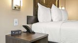 <b>Super 8 Charlottesville Room</b>. Images powered by <a href="https://iceportal.shijigroup.com/" title="IcePortal" target="_blank">IcePortal</a>.