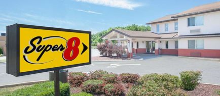 Super 8 Middletown Exterior