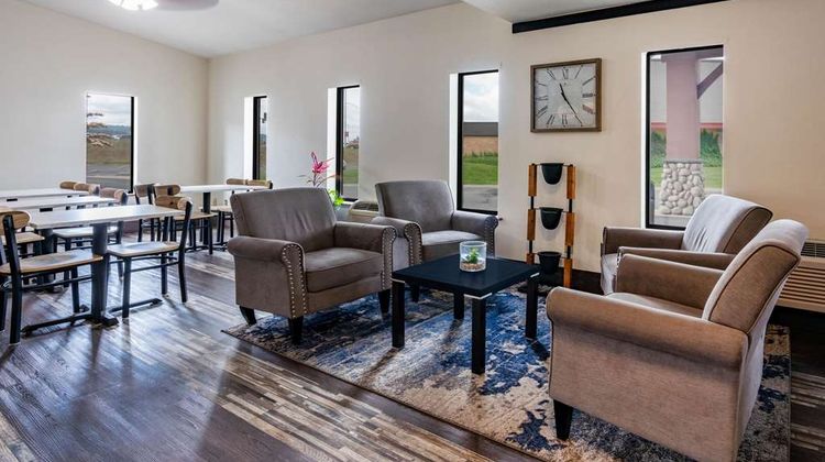 Super 8 Spokane Valley Lobby