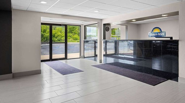 Days Inn Hornell NY Lobby