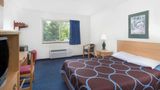 Super 8 Kingston Room