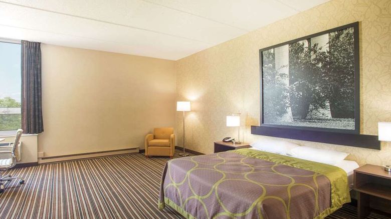 <b>Super 8 Plattsburgh Room</b>. Images powered by <a href="https://iceportal.shijigroup.com/" title="IcePortal" target="_blank">IcePortal</a>.