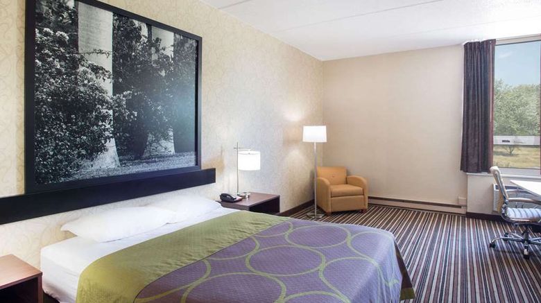 <b>Super 8 Plattsburgh Room</b>. Images powered by <a href="https://iceportal.shijigroup.com/" title="IcePortal" target="_blank">IcePortal</a>.