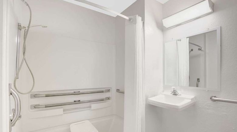 <b>Super 8 Lake George/Warrensburg Area Room</b>. Images powered by <a href="https://iceportal.shijigroup.com/" title="IcePortal" target="_blank">IcePortal</a>.