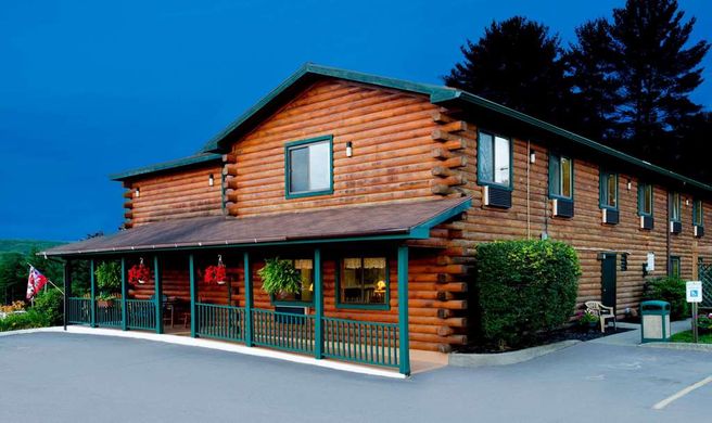 Super 8 Lake George/Warrensburg Area Exterior