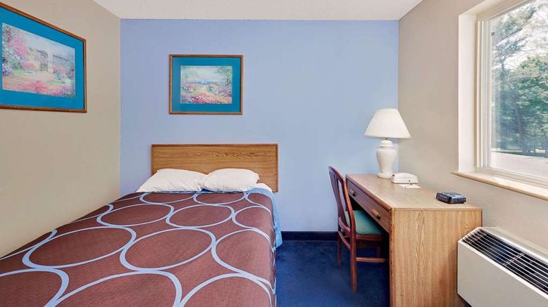 <b>Super 8 West Point Stewart Intl Arpt Room</b>. Images powered by <a href="https://iceportal.shijigroup.com/" title="IcePortal" target="_blank">IcePortal</a>.