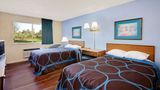 Super 8 West Point Stewart Intl Arpt Room