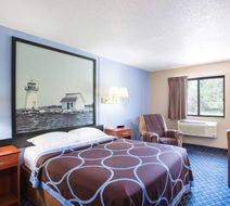 Super 8 Massena Room