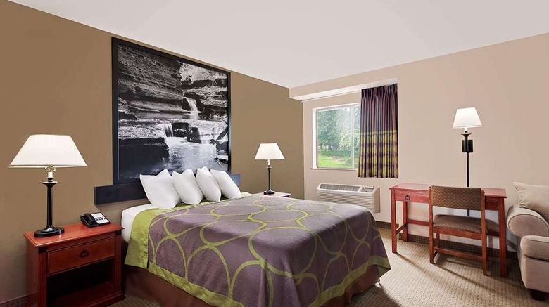 <b>Super 8 Ithaca Room</b>. Images powered by <a href="https://iceportal.shijigroup.com/" title="IcePortal" target="_blank">IcePortal</a>.