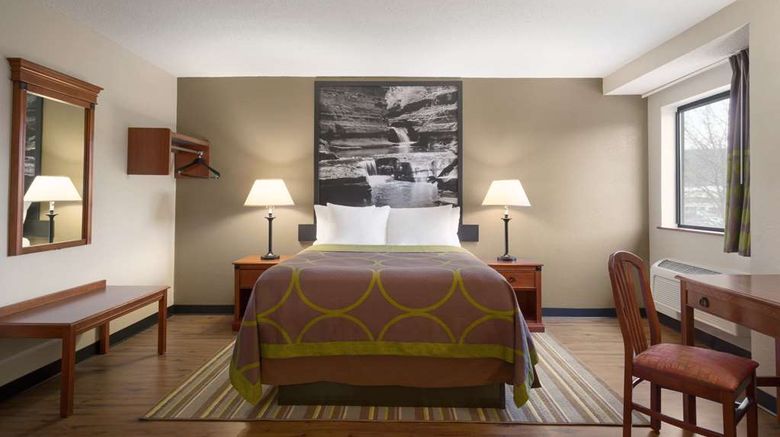 <b>Super 8 Ithaca Suite</b>. Images powered by <a href="https://iceportal.shijigroup.com/" title="IcePortal" target="_blank">IcePortal</a>.