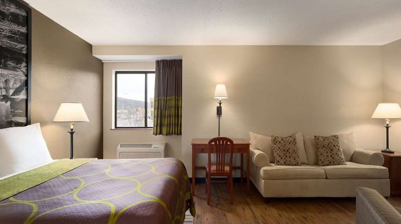 <b>Super 8 Ithaca Suite</b>. Images powered by <a href="https://iceportal.shijigroup.com/" title="IcePortal" target="_blank">IcePortal</a>.