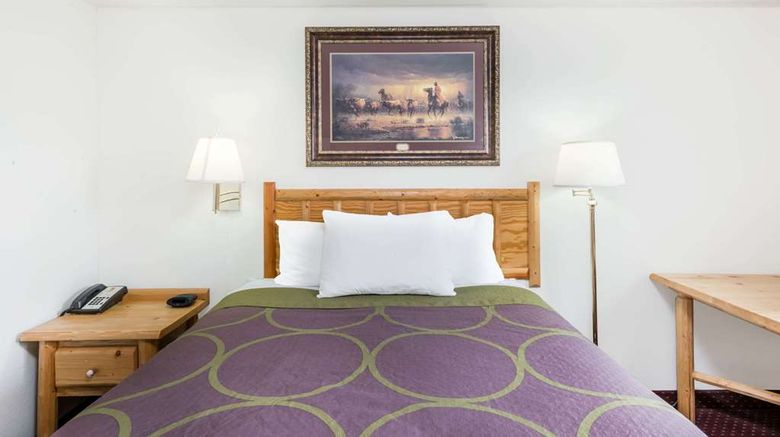 <b>Super 8 Powell Room</b>. Images powered by <a href="https://iceportal.shijigroup.com/" title="IcePortal" target="_blank">IcePortal</a>.