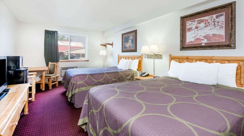 <b>Super 8 Powell Room</b>. Images powered by <a href="https://iceportal.shijigroup.com/" title="IcePortal" target="_blank">IcePortal</a>.
