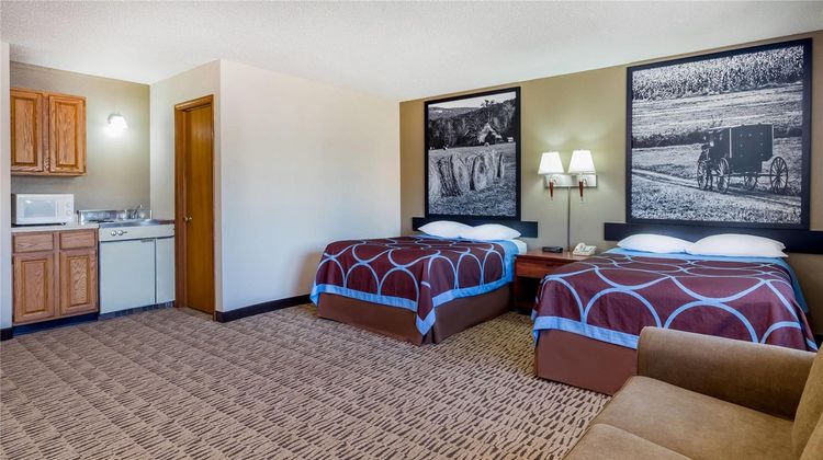Baymont by Wyndham Platteville Suite