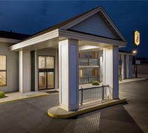 Super 8 La Crosse Exterior