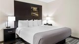 Super 8 La Crosse Suite
