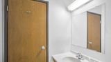 Super 8 Ticonderoga Room