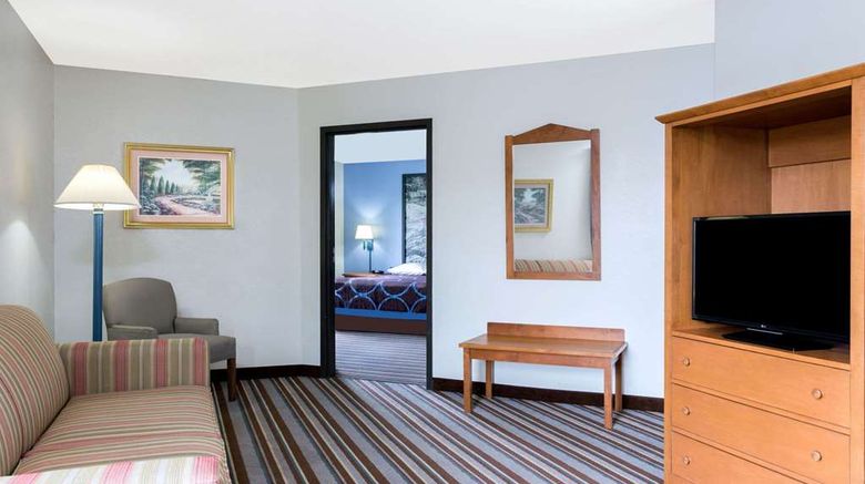 <b>Super 8 Wisconsin Dells Suite</b>. Images powered by <a href="https://iceportal.shijigroup.com/" title="IcePortal" target="_blank">IcePortal</a>.