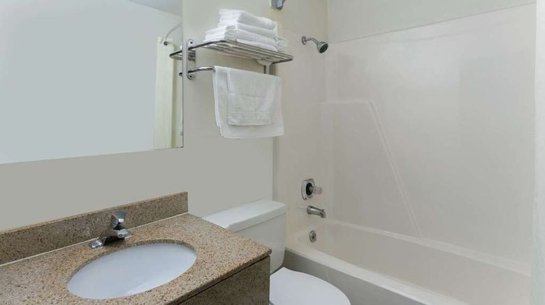 <b>Super 8 Wisconsin Dells Room</b>. Images powered by <a href="https://iceportal.shijigroup.com/" title="IcePortal" target="_blank">IcePortal</a>.