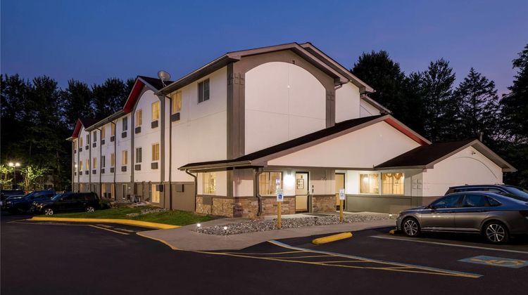 Super 8 East Stroudsburg Exterior