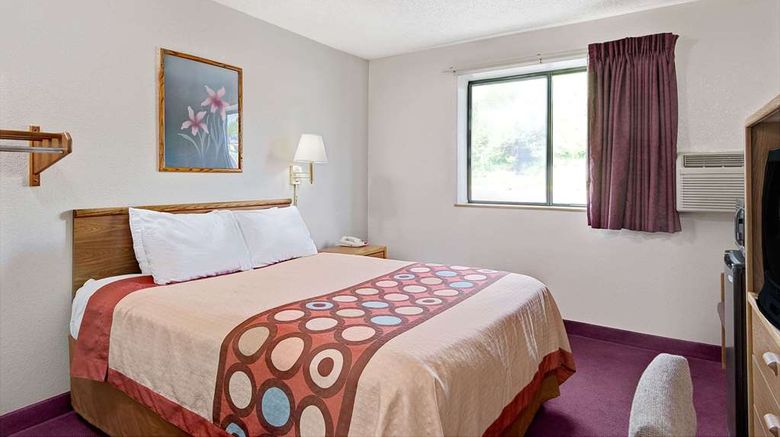 <b>Super 8 Waynesburg Room</b>. Images powered by <a href="https://iceportal.shijigroup.com/" title="IcePortal" target="_blank">IcePortal</a>.