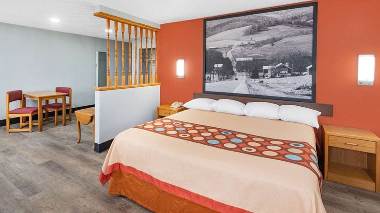 <b>Super 8 Waynesburg Suite</b>. Images powered by <a href="https://iceportal.shijigroup.com/" title="IcePortal" target="_blank">IcePortal</a>.