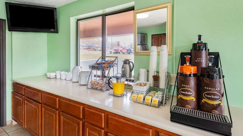 <b>Super 8 Waynesburg Other</b>. Images powered by <a href="https://iceportal.shijigroup.com/" title="IcePortal" target="_blank">IcePortal</a>.