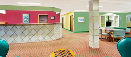 Super 8 Sturgeon Bay Lobby