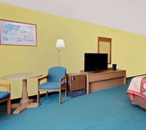 Super 8 Sturgeon Bay Room