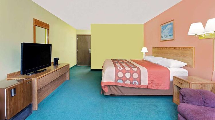 Super 8 Sturgeon Bay Room