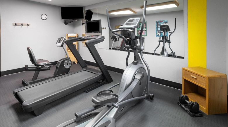 <b>Super 8 New Stanton Health</b>. Images powered by <a href="https://iceportal.shijigroup.com/" title="IcePortal" target="_blank">IcePortal</a>.