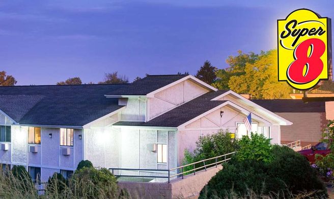 Super 8 Pittsburgh Airport/Coraopolis Exterior