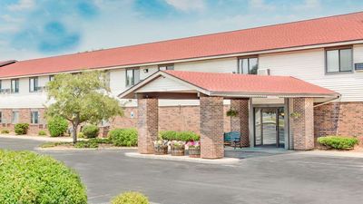 Super 8 Green Bay Airport/Stadium
