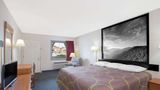 Super 8 Christiansburg Room
