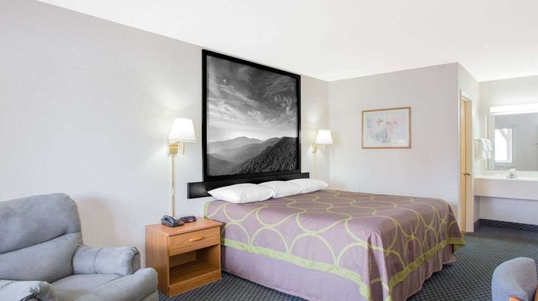 <b>Super 8 Christiansburg Room</b>. Images powered by <a href="https://iceportal.shijigroup.com/" title="IcePortal" target="_blank">IcePortal</a>.
